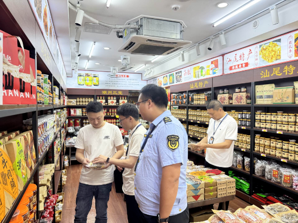入户联心|市城区 下沉一线，他们让假期“安心”又“暖心” 食品经营篇